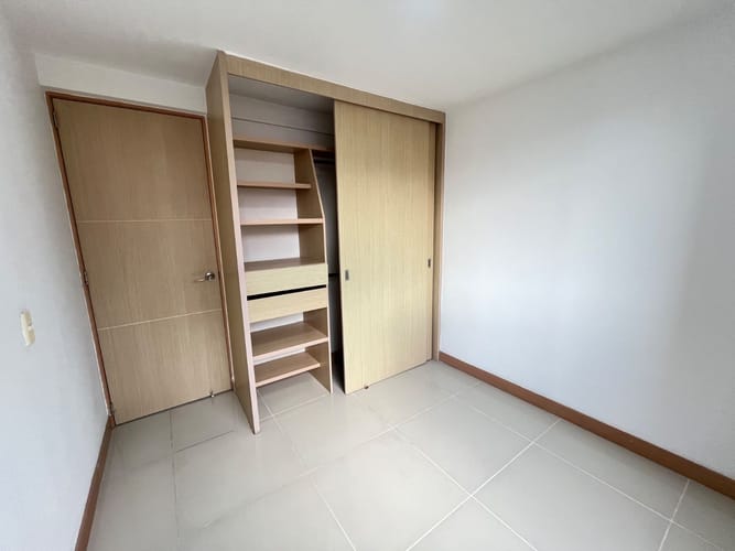 Apartamento de 3 alcobas en arriendo en San Remo, Sabaneta, 85 m² · foto 9 de 20