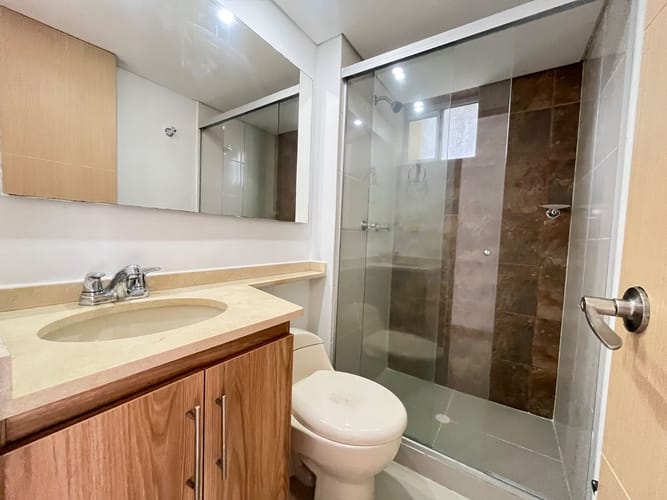 Apartamento de 3 alcobas en arriendo en San Remo, Sabaneta, 85 m² · foto 13 de 20