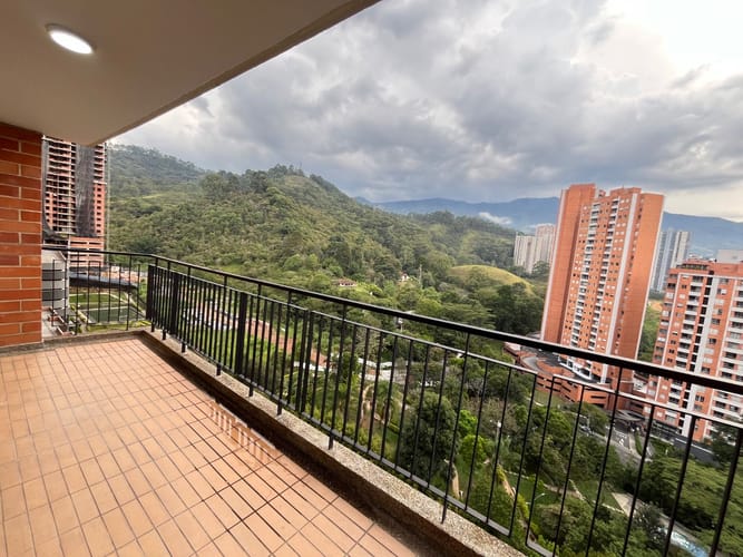 Apartamento de 3 alcobas en arriendo en San Remo, Sabaneta, 85 m² · foto 18 de 20