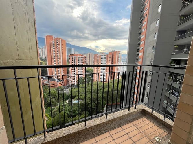 Apartamento de 3 alcobas en arriendo en San Remo, Sabaneta, 85 m² · foto 19 de 20