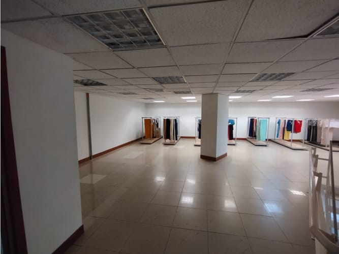 Local en venta en Tequendama, Cali, 164 m² · foto 3 de 11