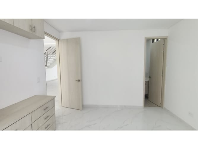 Casa de 6 alcobas en venta en Las Mercedes, Jamundí, 675 m² · foto 5 de 24