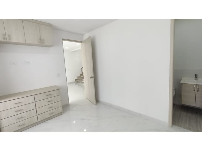 Casa de 6 alcobas en venta en Las Mercedes, Jamundí, 675 m² · foto 7 de 24