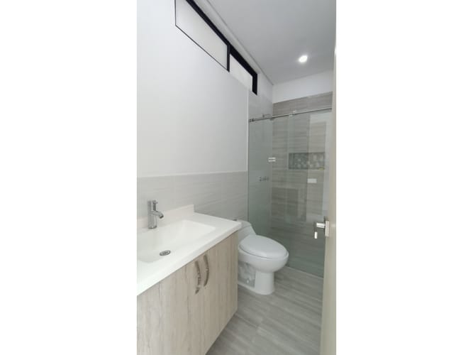 Casa de 6 alcobas en venta en Las Mercedes, Jamundí, 675 m² · foto 8 de 24