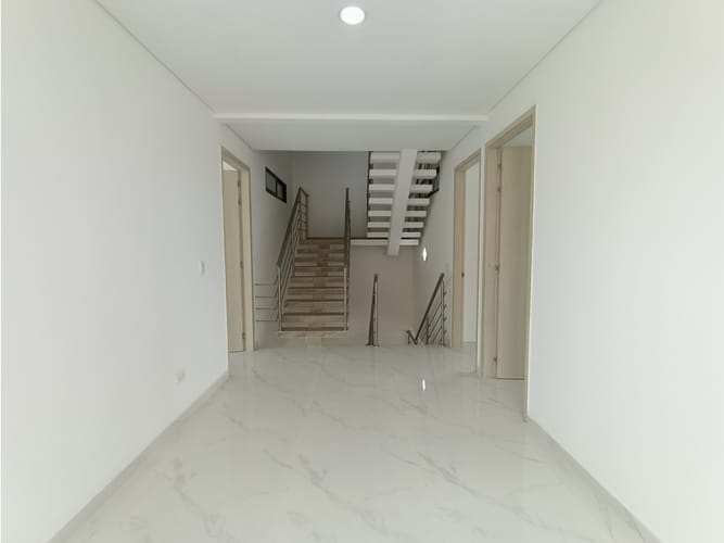 Casa de 6 alcobas en venta en Las Mercedes, Jamundí, 675 m² · foto 12 de 24