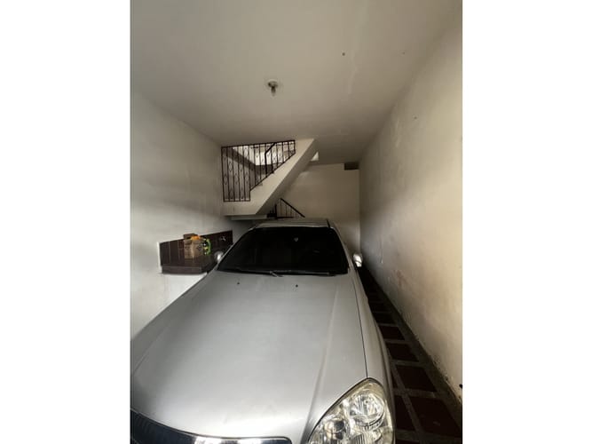 Casa de 5 alcobas en venta en San Fernando Nuevo, Cali, 290 m² · foto 8 de 24
