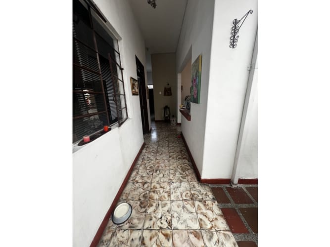 Casa de 5 alcobas en venta en San Fernando Nuevo, Cali, 290 m² · foto 10 de 24