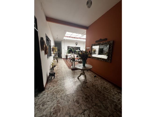 Casa de 5 alcobas en venta en San Fernando Nuevo, Cali, 290 m² · foto 15 de 24