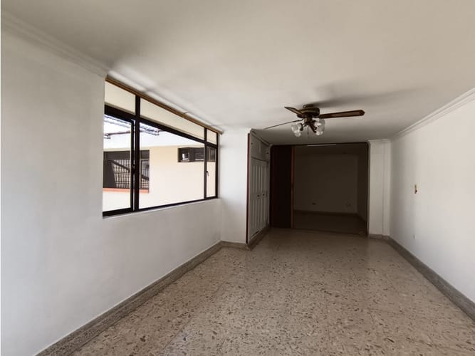 Casa de 5 alcobas en venta en El Ingenio, Cali, 350 m² · foto 8 de 16