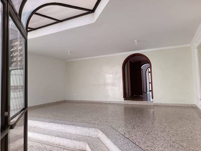 Casa de 5 alcobas en venta en El Ingenio, Cali, 350 m² · foto 13 de 16