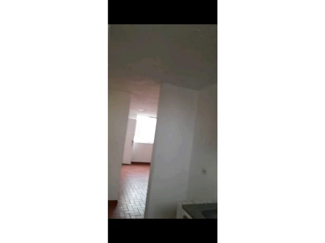 Apartamento de 3 alcobas en venta en Alfonso Lopez I Etapa, Cali, 60 m² · foto 13 de 24