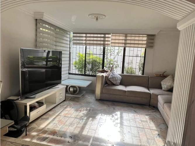 Casa de 4 alcobas en venta en El Ingenio, Cali, 180 m² · foto 2 de 23