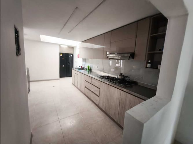 Casa de 4 alcobas en venta en El Ingenio, Cali, 180 m² · foto 7 de 23