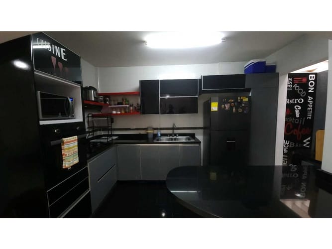 Casa de 4 alcobas en venta en Las Mercedes, Palmira, 340 m² · foto 10 de 24