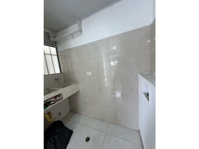 Apartamento de 3 alcobas en venta en Colinas Del Norte, Yumbo, 60 m² · foto 11 de 11