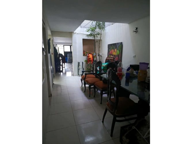 Casa de 13 alcobas en venta en Santa Fe, Cali, 440 m² · foto 3 de 21