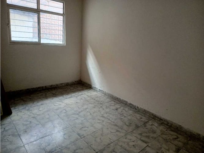 Casa de 13 alcobas en venta en Santa Fe, Cali, 440 m² · foto 16 de 21