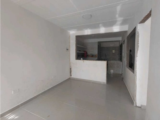 Casa de 3 alcobas en venta en Valle Grande, Cali, 175 m² · foto 2 de 13