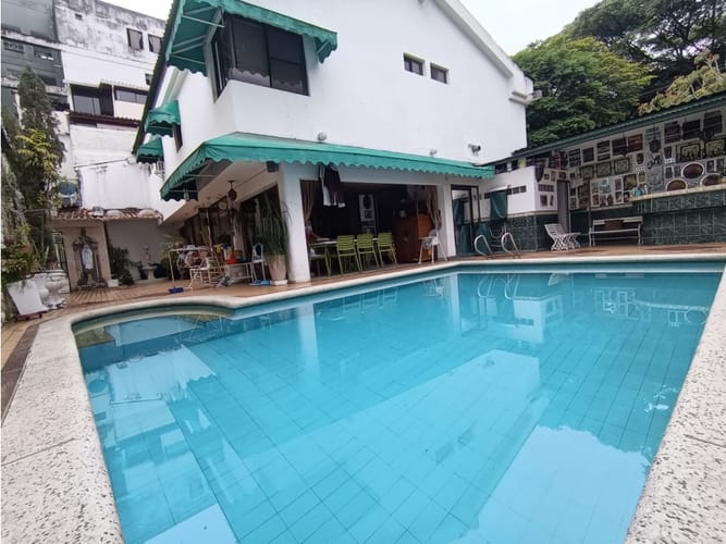 Casa de 4 alcobas en venta en Ciudad Jardin, Cali, 650 m² · foto 18 de 24