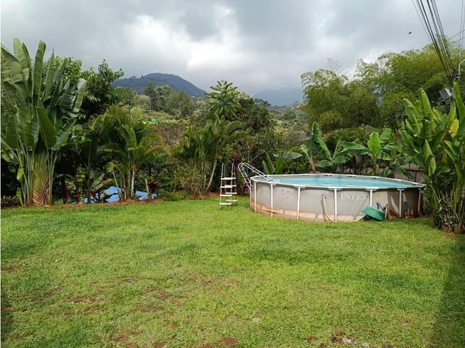 Casa de 4 alcobas en venta en La Reforma, Cali, 380 m² · foto 3 de 24