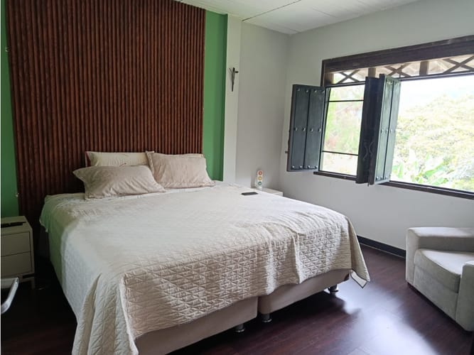 Casa de 4 alcobas en venta en La Reforma, Cali, 380 m² · foto 9 de 24