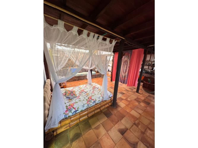 Casa de 6 alcobas en venta en La Reforma, Cali, 408 m² · foto 7 de 9