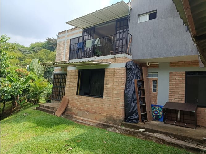 Casa de 4 alcobas en venta en La Reforma, Cali, 380 m² · foto 18 de 24