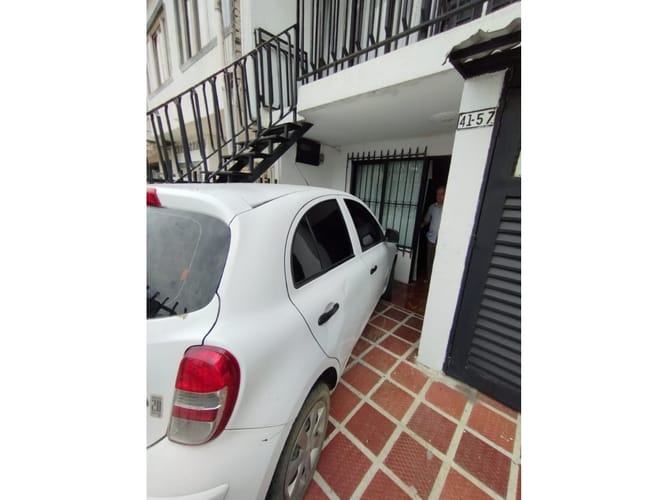 Casa de 11 alcobas en venta en Antonio Nariño, Cali, 300 m² · foto 3 de 24