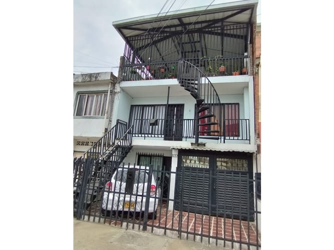Casa de 11 alcobas en venta en Antonio Nariño, Cali, 300 m² · foto 4 de 24