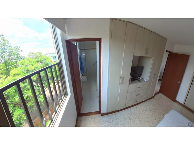 Apartamento de 3 alcobas en venta en Ciudad Jardin, Cali, 118 m² · foto 18 de 24