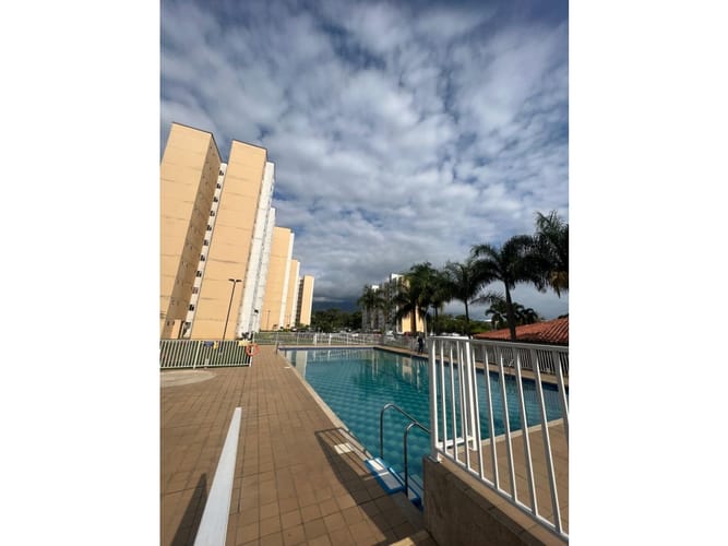 Apartamento de 2 alcobas en venta en Ub. Quintas De Bolivar, Jamundí, 60 m² · foto 2 de 24