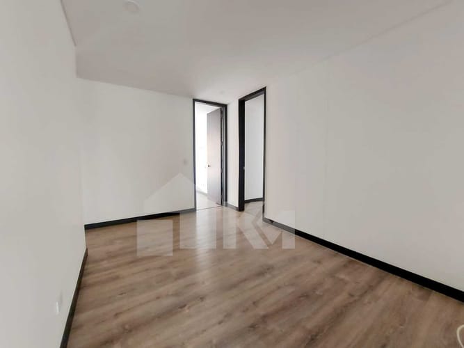Apartamento de 3 alcobas en arriendo en Chicó Navarra, Bogotá, 135 m² · foto 11 de 23
