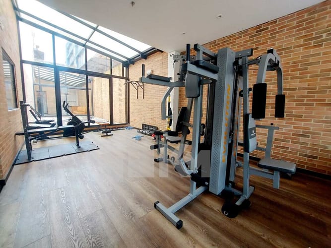 Apartamento de 3 alcobas en arriendo en Chicó Navarra, Bogotá, 135 m² · foto 23 de 23