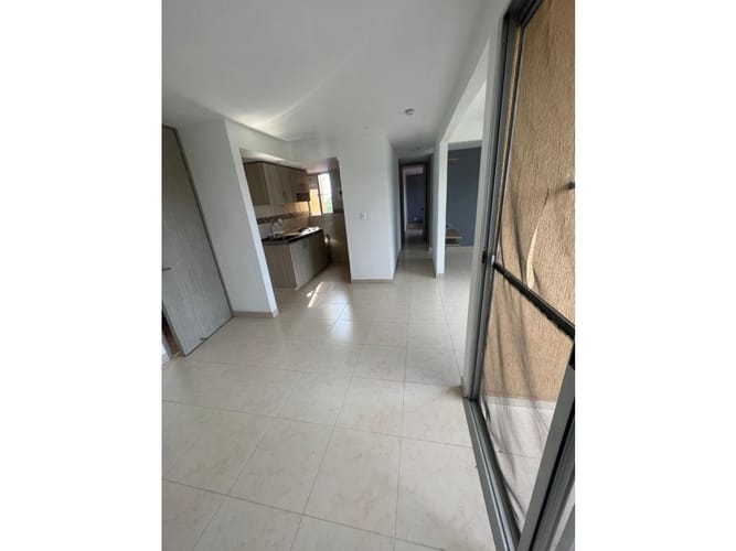 Apartamento de 2 alcobas en venta en Ub. Quintas De Bolivar, Jamundí, 60 m² · foto 6 de 24