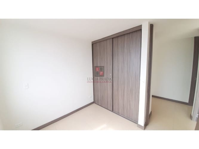 Apartamento de 3 alcobas en arriendo en El Campin, Manizales, 66 m² · foto 13 de 21