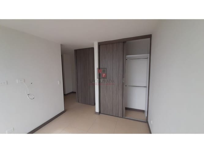 Apartamento de 3 alcobas en arriendo en El Campin, Manizales, 66 m² · foto 16 de 21
