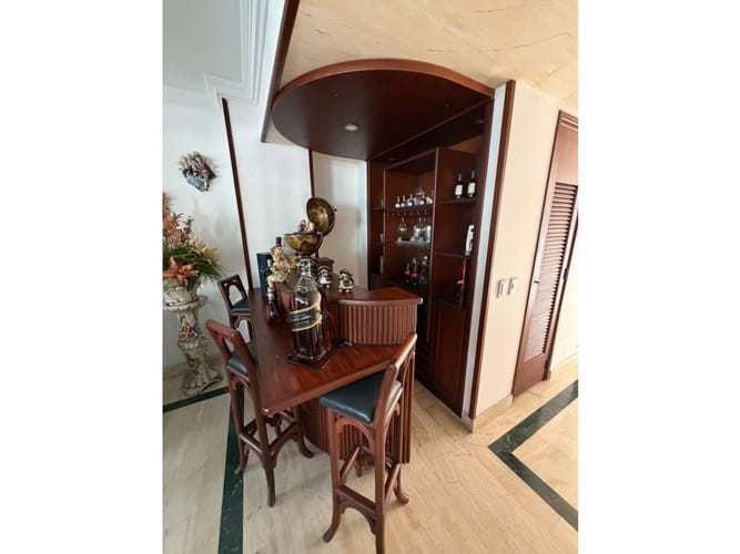 Apartamento de 3 alcobas en venta en Santa Teresita, Cali, 240 m² · foto 14 de 24