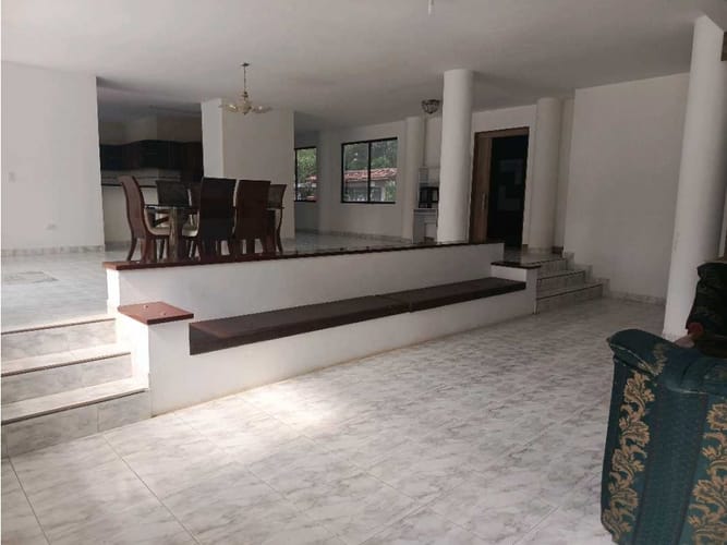 Casa de 9 alcobas en venta en La Morada, Jamundí, 1000 m² · foto 13 de 24