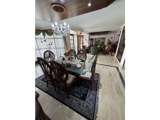 Apartamento de 3 alcobas en venta en Santa Teresita, Cali, 240 m² · foto 21 de 24