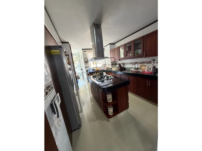 Apartamento de 3 alcobas en venta en Santa Teresita, Cali, 240 m² · foto 22 de 24