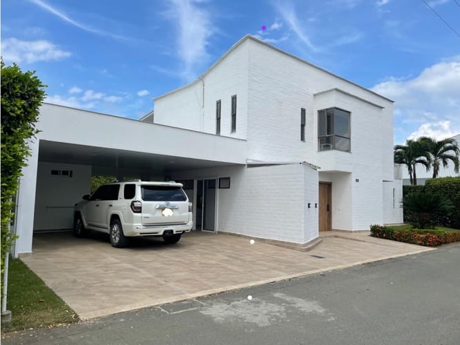 Casa de 4 alcobas en venta en La Morada, Jamundí, 320 m² · foto 4 de 24