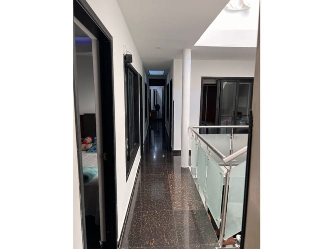 Casa de 8 alcobas en venta en Altos De Menga, Cali, 575 m² · foto 17 de 24