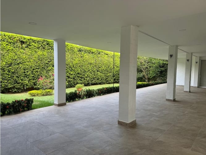 Casa de 4 alcobas en venta en La Morada, Jamundí, 320 m² · foto 13 de 24