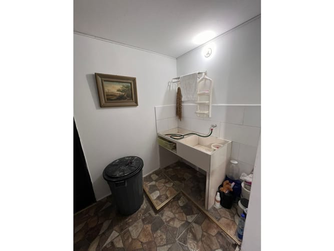 Casa de 8 alcobas en venta en Altos De Menga, Cali, 575 m² · foto 22 de 24
