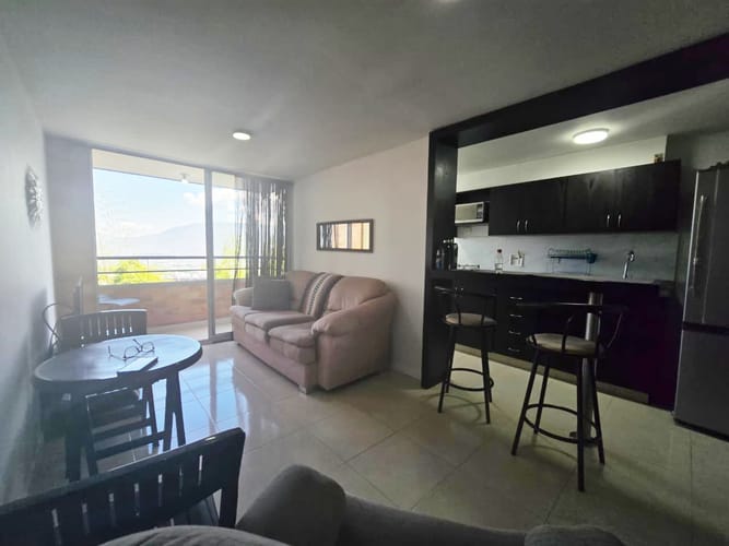 Apartamento de 3 alcobas en venta en Belén, Medellín, 68 m² · foto 3 de 16