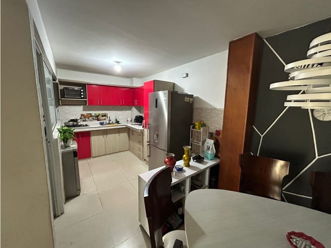 Casa de 6 alcobas en venta en Ciudad Cordoba, Cali, 372 m² · foto 6 de 11