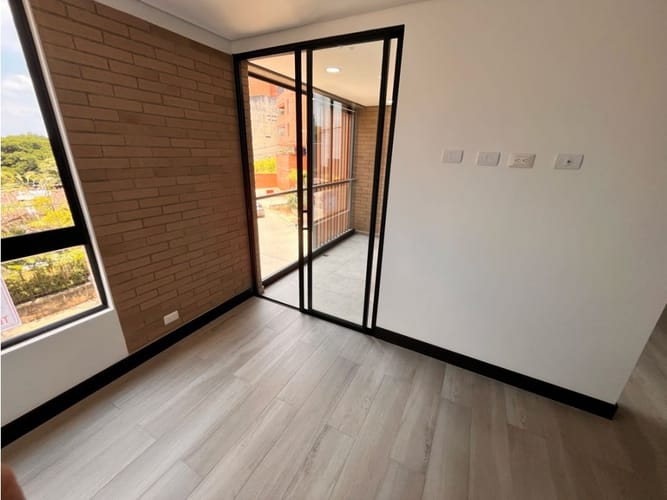 Casa de 2 alcobas en venta en La Arboleda, Cali, 62 m² · foto 3 de 13