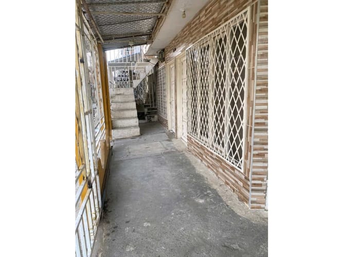Casa de 17 alcobas en venta en Cañasgordas, Cali, 405 m² · foto 14 de 24
