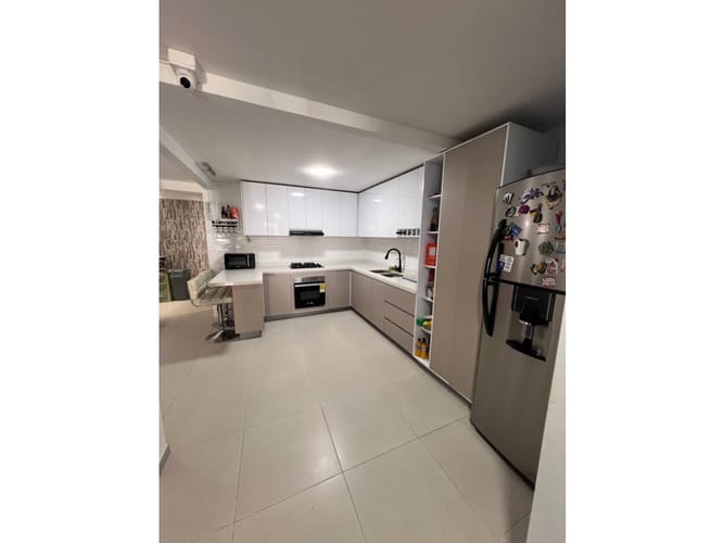Casa de 5 alcobas en venta en Cn. Arbore Country Club, Jamundí, 230 m² · foto 9 de 24