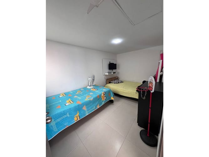 Casa de 5 alcobas en venta en Cn. Arbore Country Club, Jamundí, 230 m² · foto 12 de 24